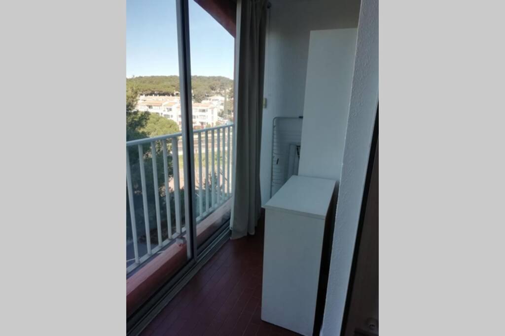 Tres Beau Studio Cabine Agde Bagian luar foto