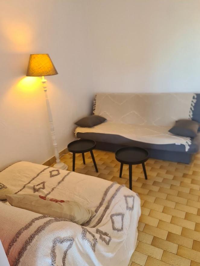Tres Beau Studio Cabine Agde Bagian luar foto