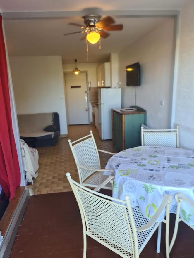 Tres Beau Studio Cabine Agde Bagian luar foto