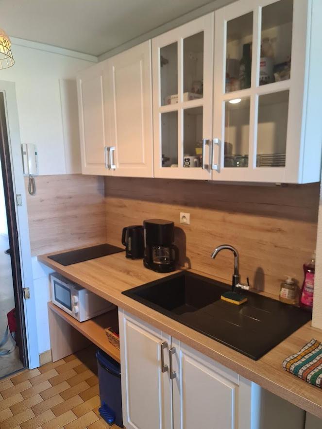 Tres Beau Studio Cabine Agde Bagian luar foto